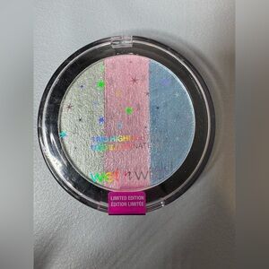 Wet n Wild Limited Edition trio Highlighter Palette - Pink, Silver, Blue